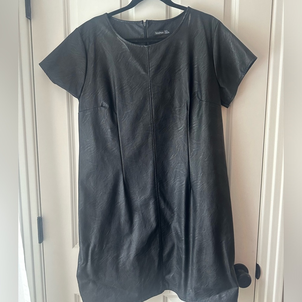 BOOHOO BLACK LEATHER SHIFT DRESS